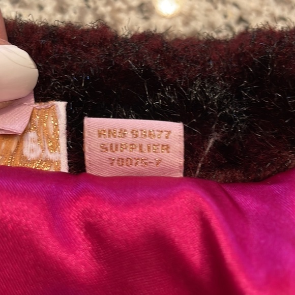 Baker by Ted Baker Faux Fur Shawl Infant Size 6-12 months - Picture 11 of 15